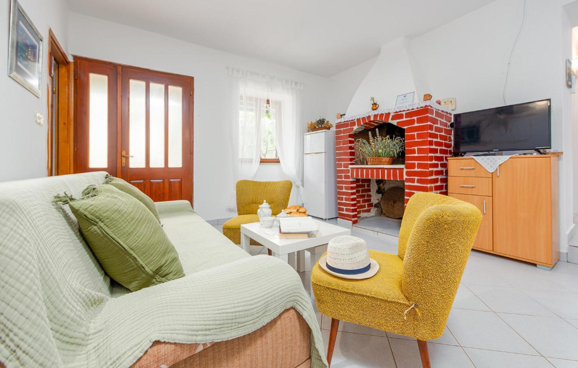 Beautiful Home In Novalja With Wifi Экстерьер фото