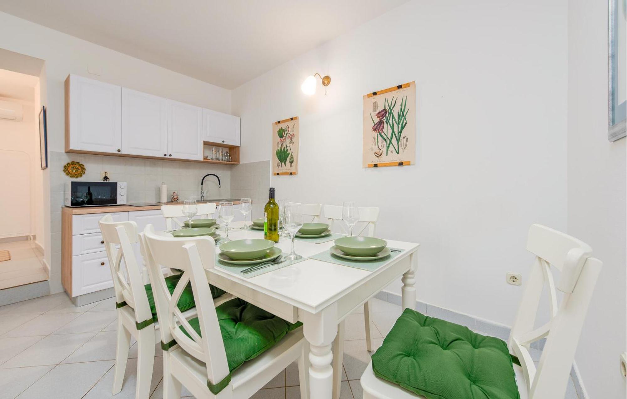 Beautiful Home In Novalja With Wifi Экстерьер фото