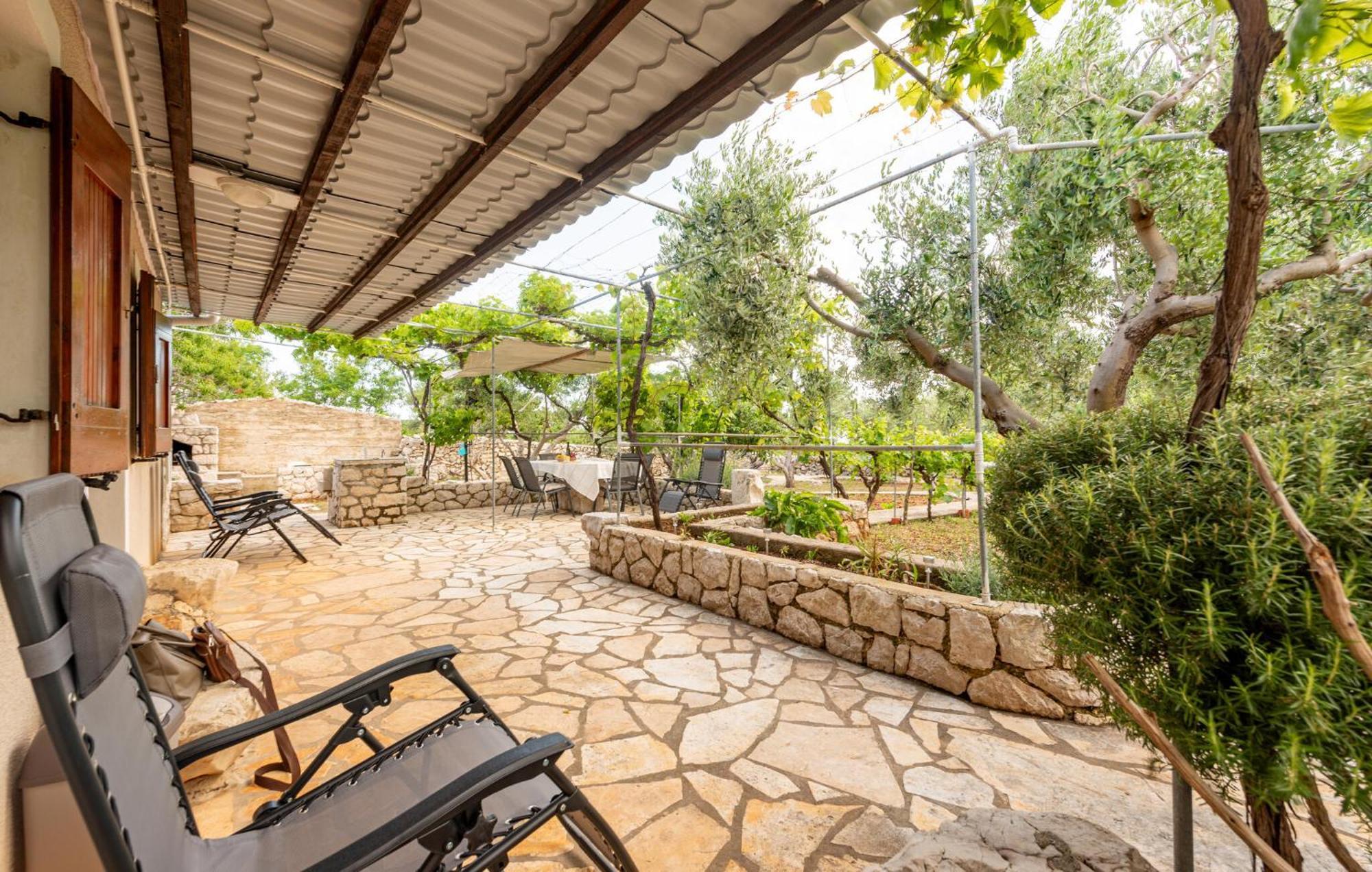 Beautiful Home In Novalja With Wifi Экстерьер фото