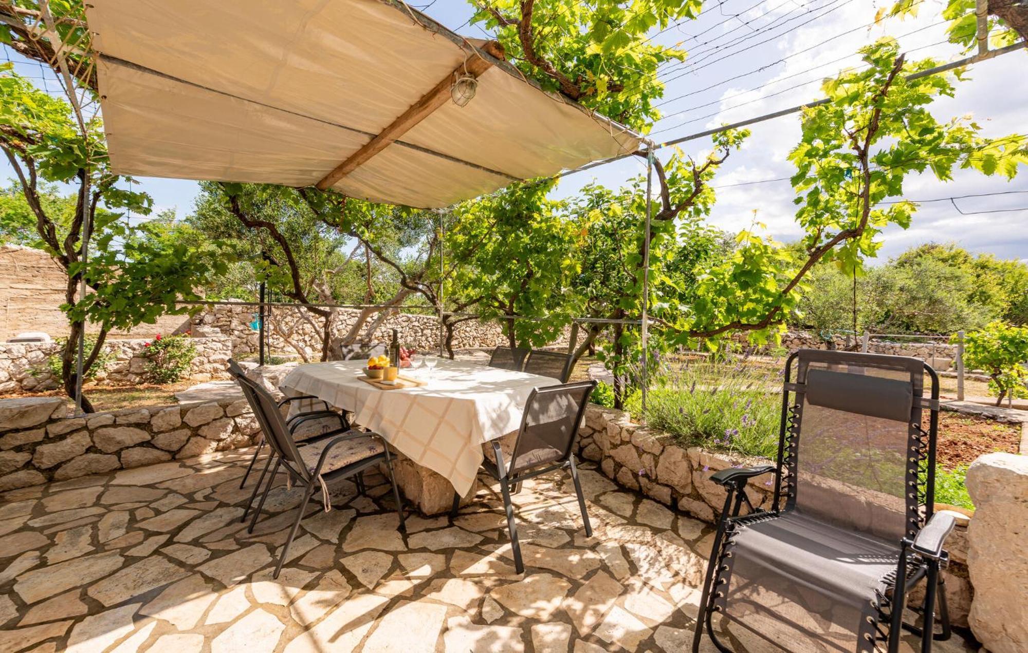 Beautiful Home In Novalja With Wifi Экстерьер фото